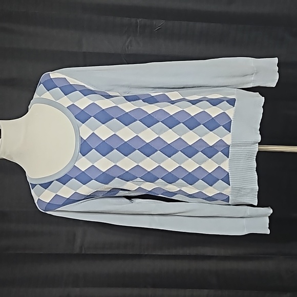 Liz Claiborne Sweaters - Liz Claiborne argyle sweater